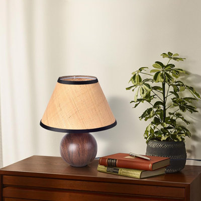 Lampe de table en métal Lukasik