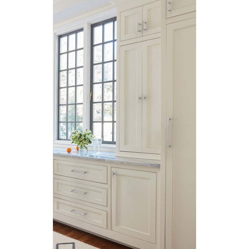 Poignée d'armoire Faircrest, Chrome poli, 7 9/16"