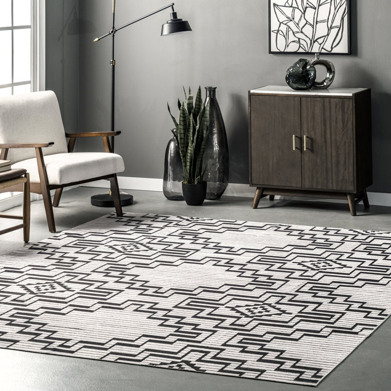Tashia SpinClean Modern Geometric Machine Washable Area Rug, Rectangle 5' x 8'