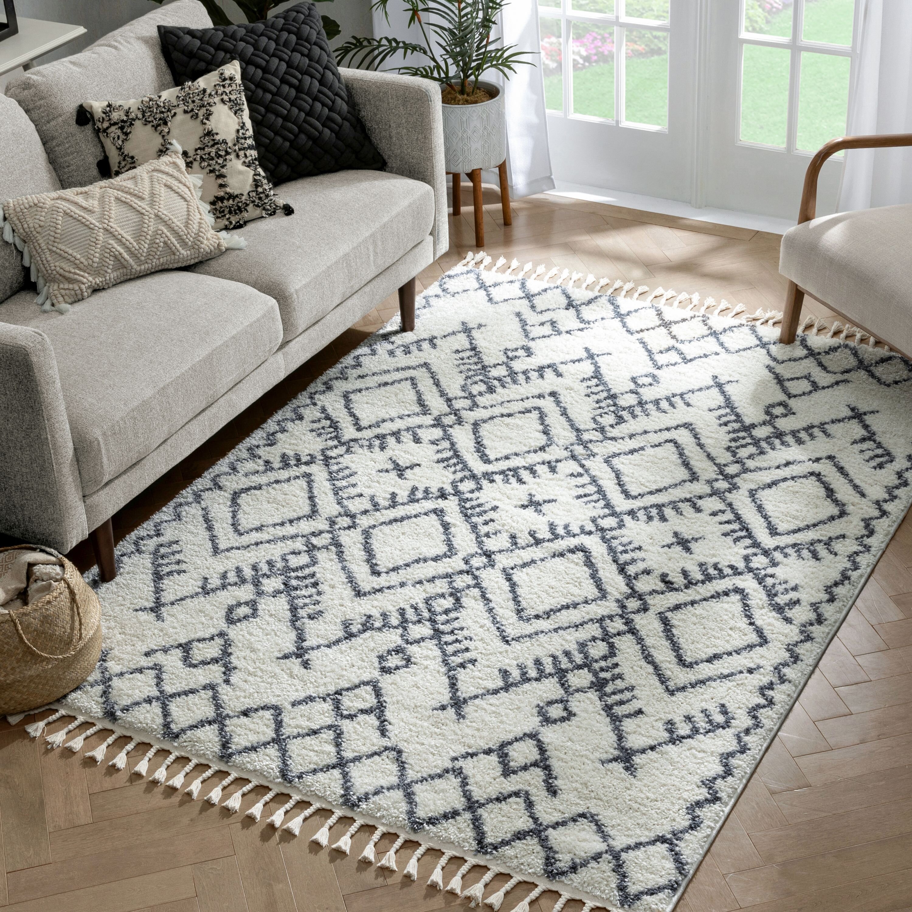Union Rustic Giannini Geometric Moroccan Area Rug in Gray/ Off White &  Reviews