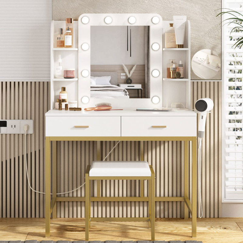 Kristynn Vanity, White