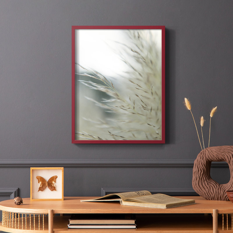 «Subtle Graminées II», reproduction encadrée - bois massif, Rouge, H 10 po x l 8 po