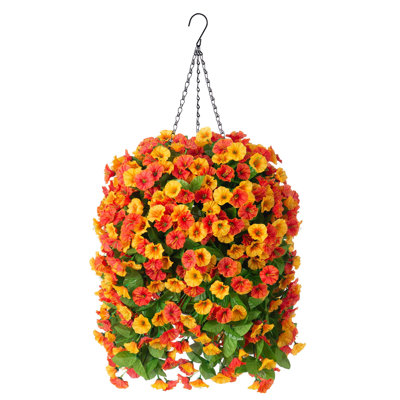 Paniers suspendus avec des fleurs artificielles pour les plantes en plein air à l'intérieur, vignes en soie du matin