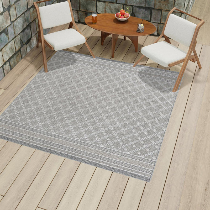 Indoor/Outdoor Trellis Area Rug, Square 7'10"
