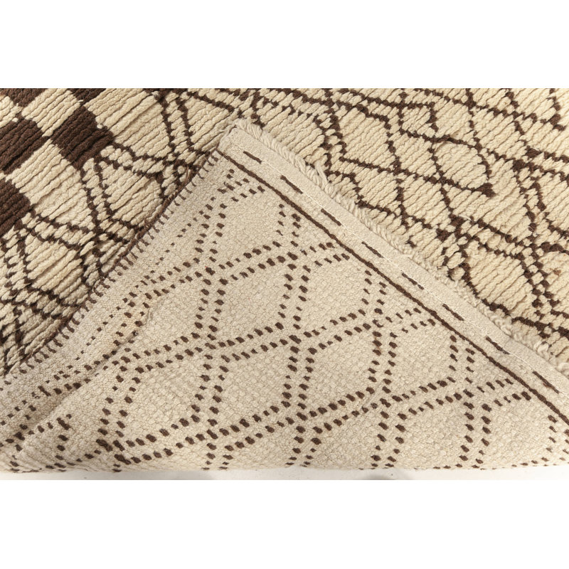 Tapis marocain moderne en laine de style tribal beige / brun 4 pi x 6 pi