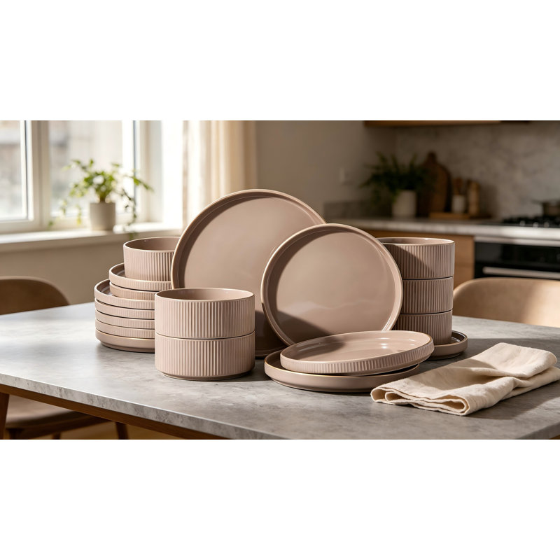 Services de vaisselle en grès pour 6 assiettes en grès, assiettes et bols en céramique 18 pièces avec rebords à lèvres, résistant aux ébréchures et aux égratignures, va au micro-ondes et au lave-vaisselle, usage quotidien, brun