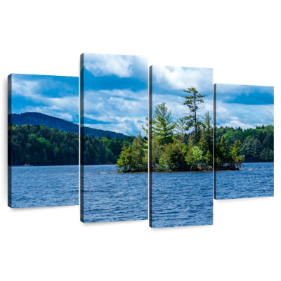 Île Alvord dans le lac Moosehead