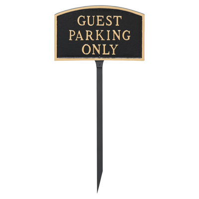 Enseigne de jardin à l’état de stationnement guest