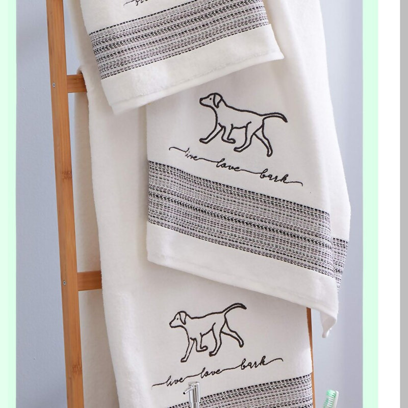 UltraSoft Pure White Bath Towel - Premium Absorbent Cotton for Luxurious Comfort