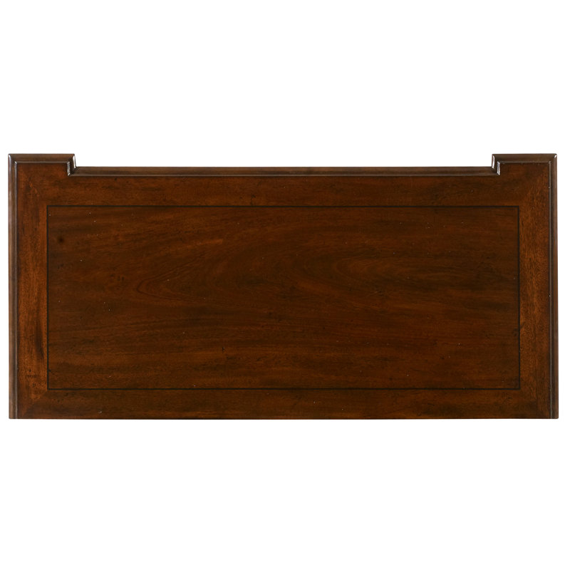 Leesburg 7 - Drawer Dresser