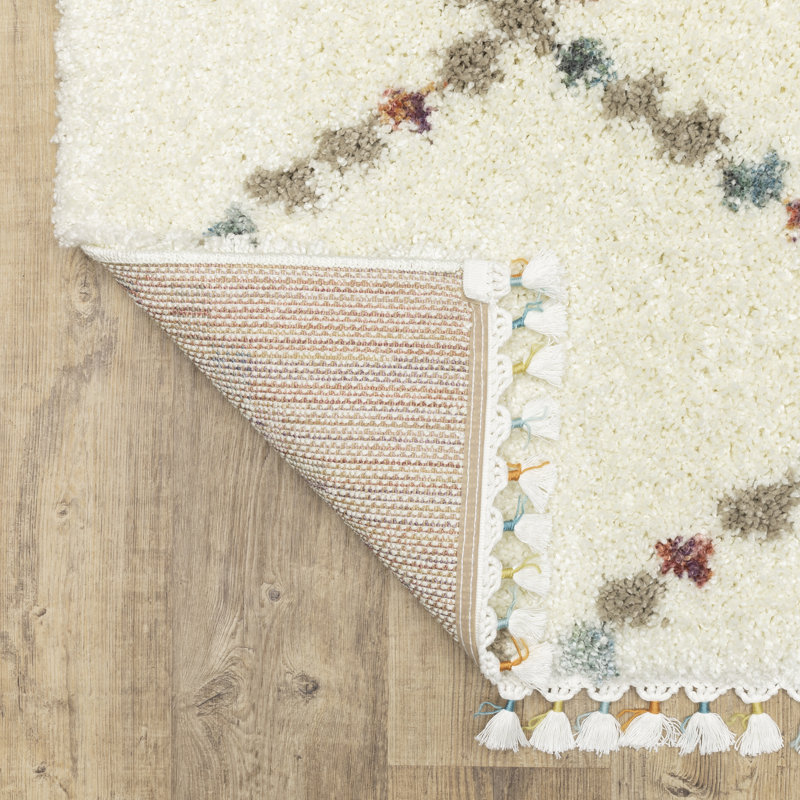 Performance Geometric Indoor Rug, Rectangle 5'3" x 7'6"