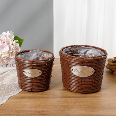 Aaliyana Pot Planter