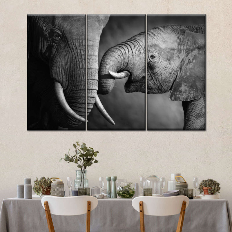 Éléphant 3 pièces d'affection sur toile, H 42 po x l 65 po x P 1,25 po