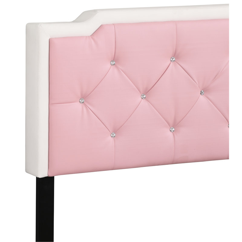 Élégant lit double en blanc s'harmonisant avec n'importe quel cadre blanc pour une utilisation durable