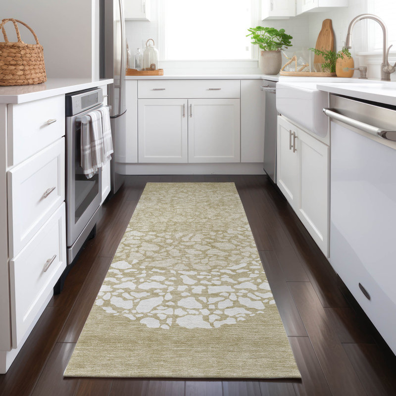 Catalda Washable Abstract Indoor / Outdoor Rug, Runner 2'3" x 7'6"