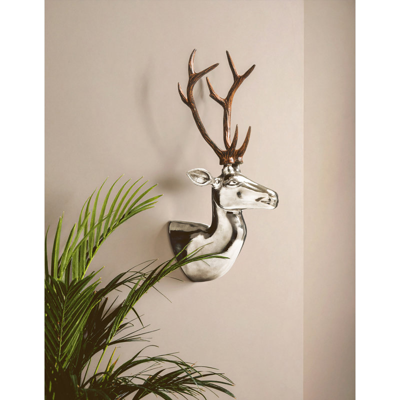 Wall Decor on Metal