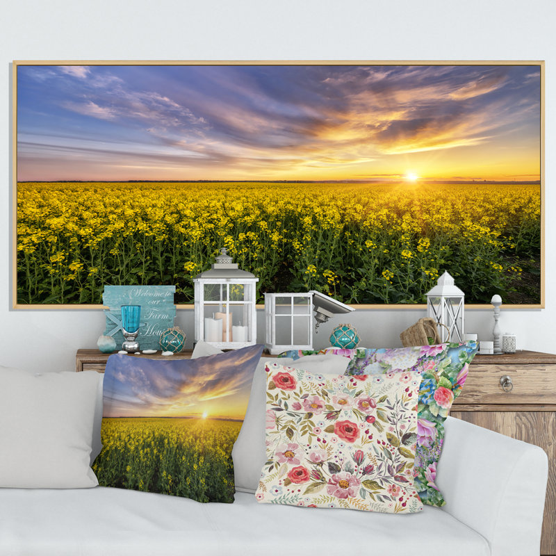 «Sunset Rape Fields» - photographie sur toile, H 8 po x l 12 po x P 1 po, Cadre brun