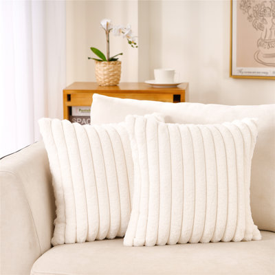 Housse de coussin carré en fausse fourrure