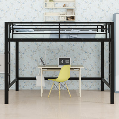 Lit mezzanine pratique en métal avec échelle intégrée et garde-corps sécuritaires