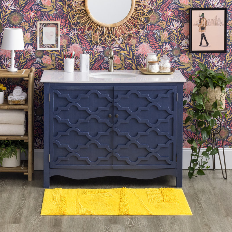 Tapis de bain lavable à la machine antidérapant Laverne, L 27 po x L 45 po, Fiesta rayon de soleil