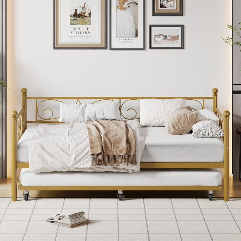 Metal Daybed with Trundle, Gold