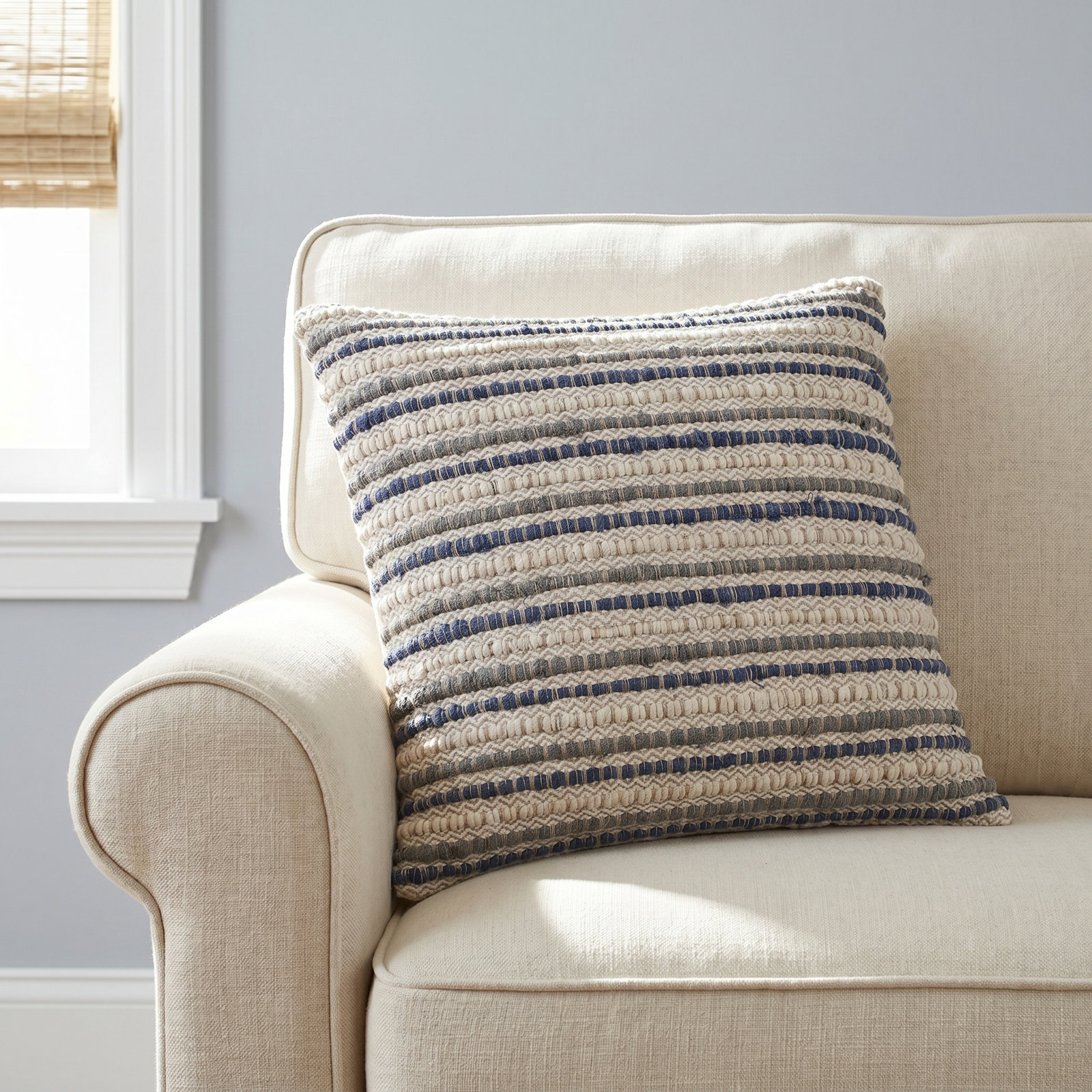 Allentown 20" x 20" Linen Throw Pillow, Blue