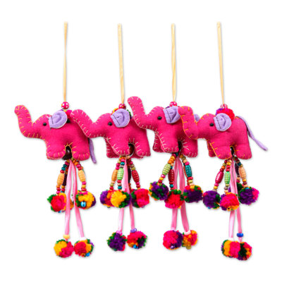 Ensemble de 4 décorations en mélange de coton faites à la main Novica
