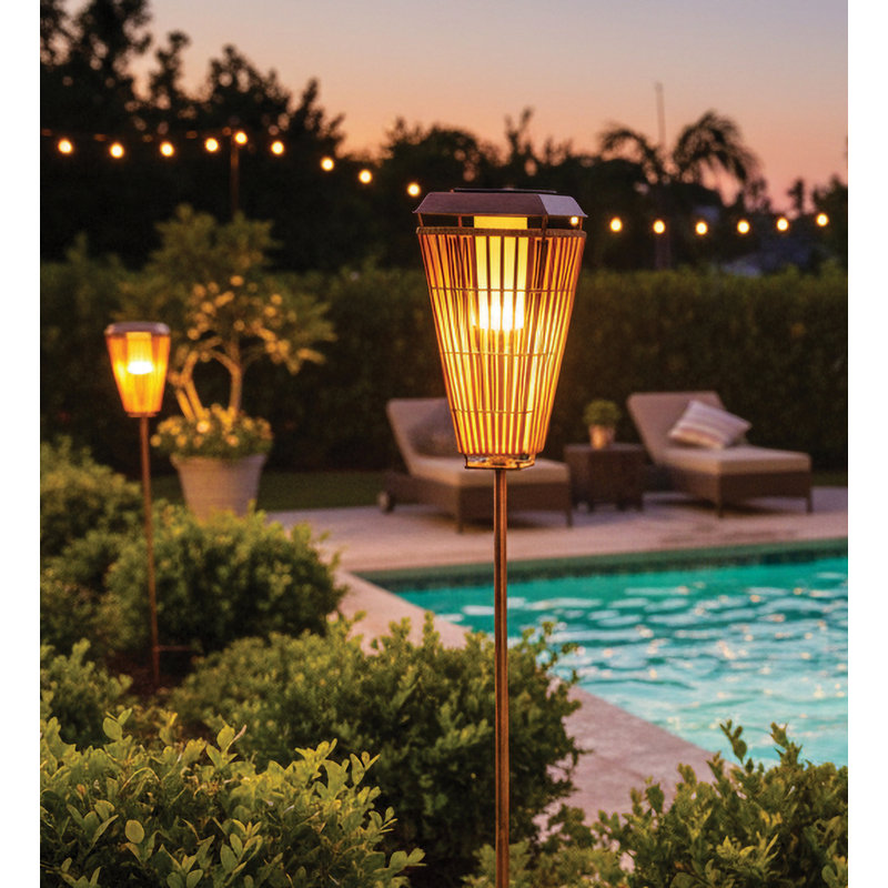 Wicker Solar Stake - Funnel