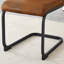 Ensemble de 4 chaises de salle à manger de style rétro, revêtues d'un tissu technique effet suède, avec pattes en métal noir, antidérapantes, ergonomiques et confortables, pour une utilisation stable.