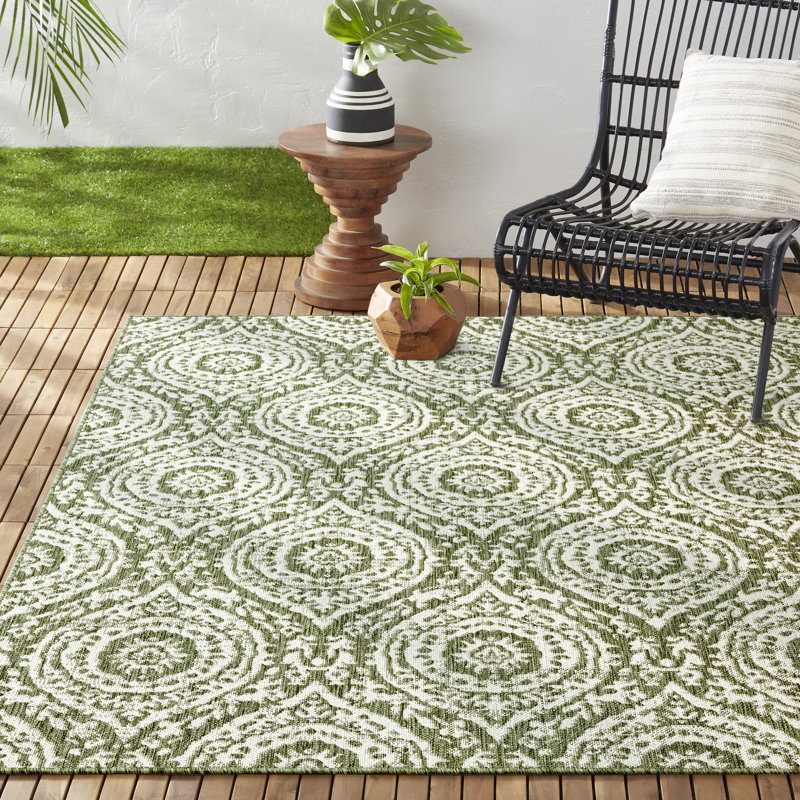 Tapis d'intérieur / extérieur à motif damassé marocain Nicole Miller, Rectangle 7 pi 9 po x 10 pi 2 po