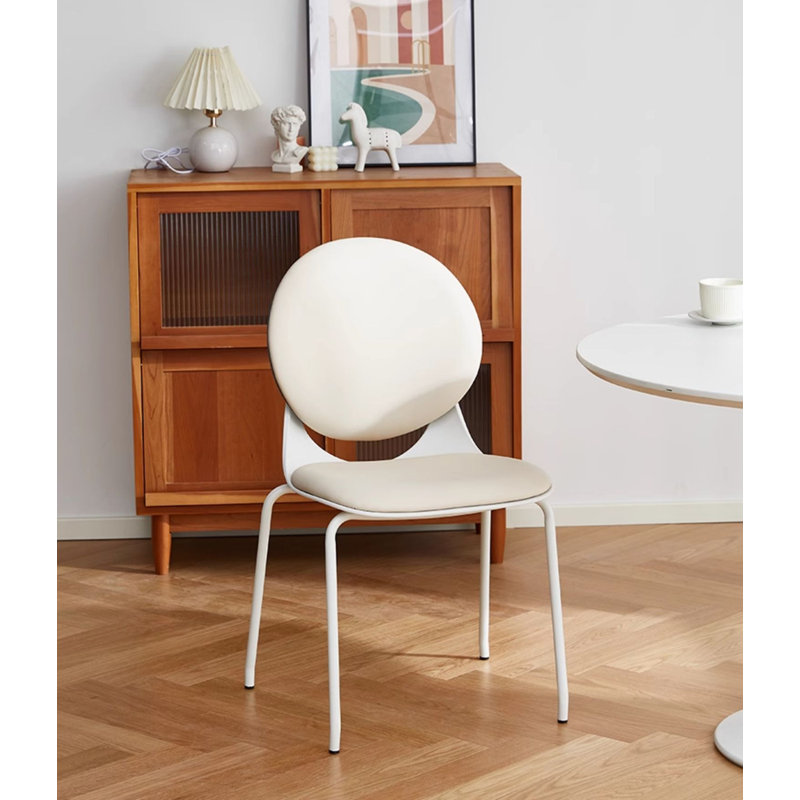 Chaise de salle à manger moderne et simple
