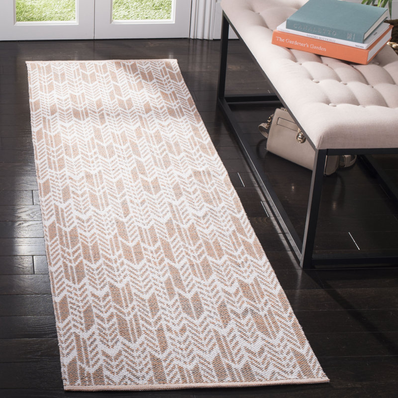 Paz Hand Woven Performance Chevron Rug, Runner 2'3" x 7'
