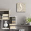 Art mural en verre Ivy Bronx «Neutral New York Map» par Laura Marshall-266792599