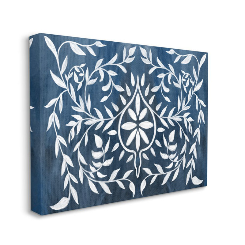 «Blue White Leaf Gilding Motif» par Daphne Polselli - reproduction d'art, Toile tendue, H 24 po x l 30 po