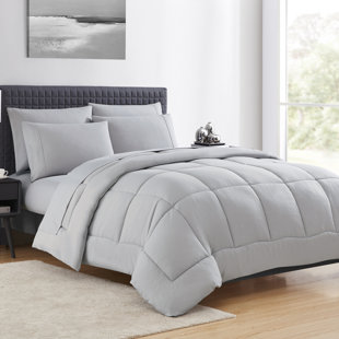 Ensemble d'édredon et de draps de couleur unie toutes saisons pour lit dans un sac 5 pièces / 7 pièces par Sweet Home Collection