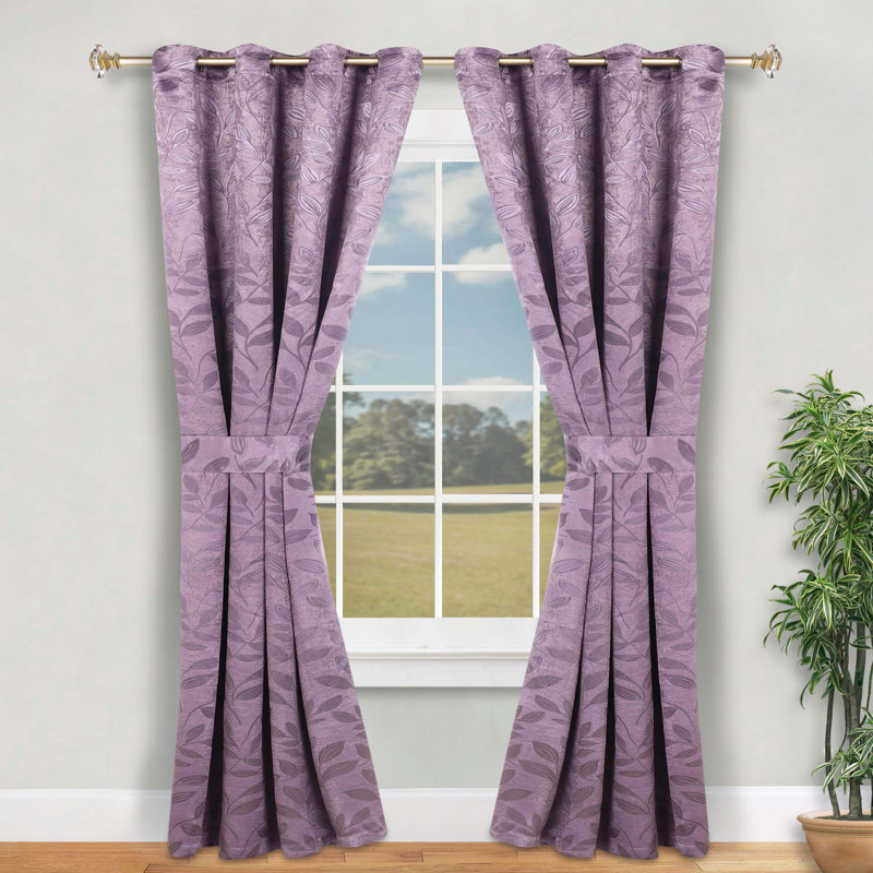 Finklea 100% Polyester Floral Room Darkening Grommet Curtain Panels, Glycine, l 46 po x L 96 po
