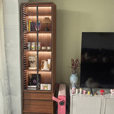 Armoire à linge de salle de bain 23,62 "de haut style Mid-Century en bois avec portes en verre à cadre noir, brun rétro