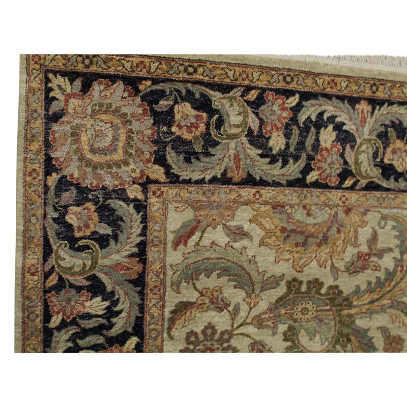 Tapis brun / noir / ivoire noué à la main