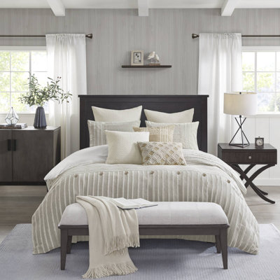 Madison Park Signature Essence Oversized Cotton Clipped Jacquard Comforter Set