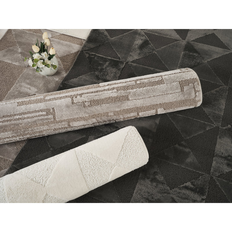 Hamilton Modern Metallic Sheen Area Rug - Polypropylene Weaving - Jute Backing -  Mosaic Geometric Triangle Design Rugs, Mocha