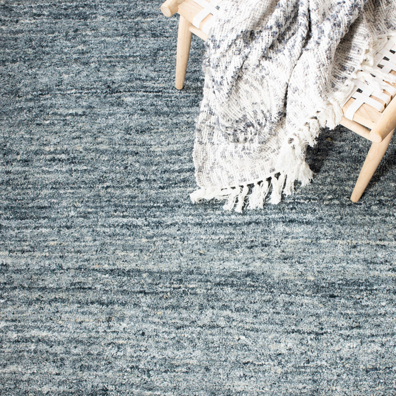 Tapis bleu marine en laine / coton touffeté à la main Moniz, Rectangle 6 pi x 9 pi