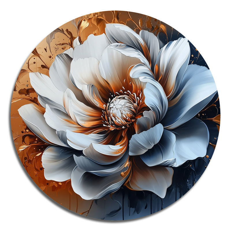 Fleur transitionnelle dorée abstraite I - art mural traditionnel en métal doré, H 36 po x l 36 po