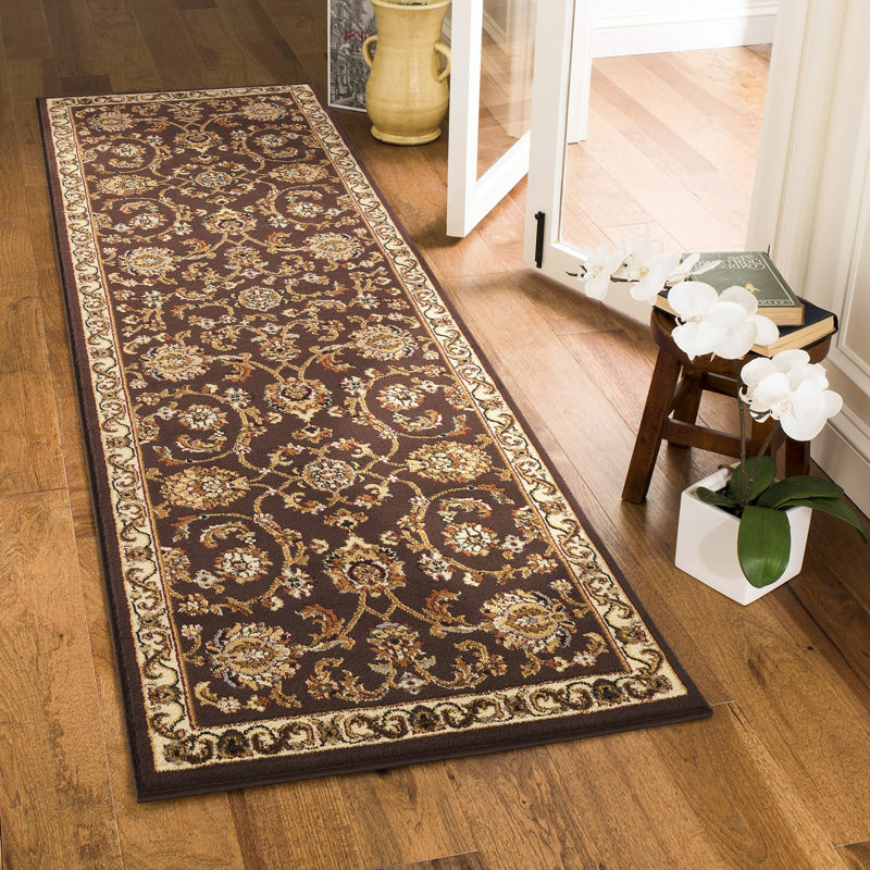 Tapis classique, Brun, Tapis de couloir 2 pi 7 po x 7 pi 3 po