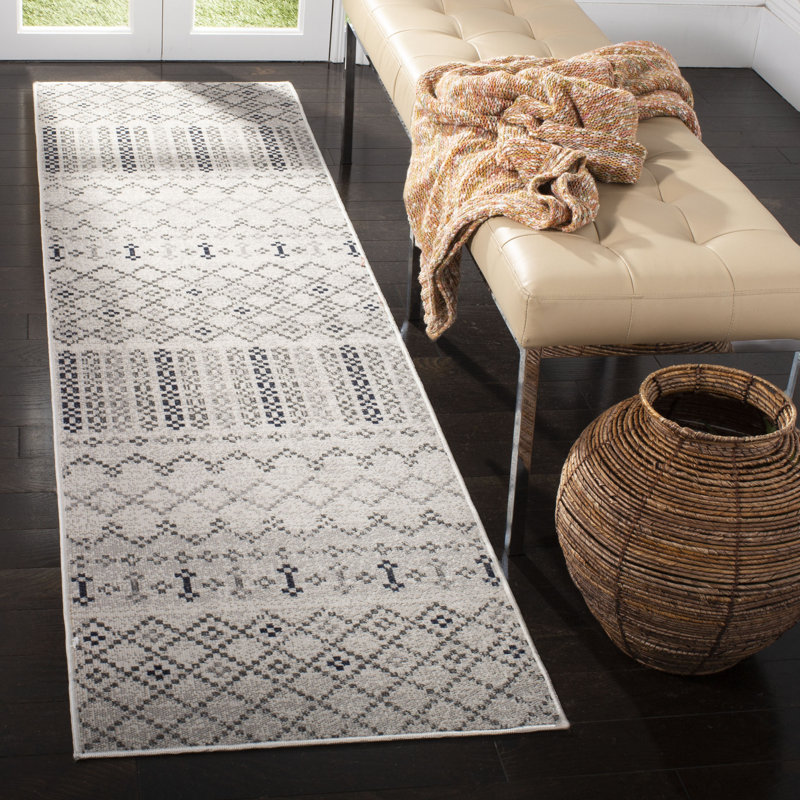 Holbrook Geometric Area Rug, Runner 69 x 244 cm