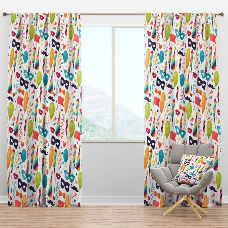 Panneau de rideau simple semi-diaphane avec passe-tringle Celebration, l 52 po x L 63 po