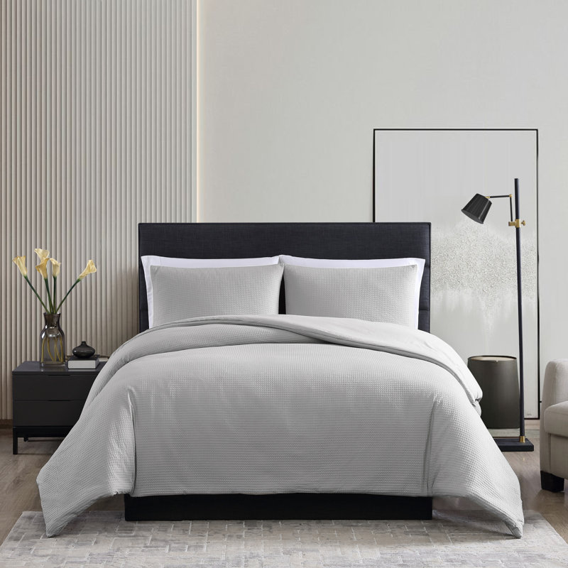 Waffle Pique Standard Cotton Reversible 3 Piece Comforter Set, Queen Comforter + 2 Standard Shams, Black