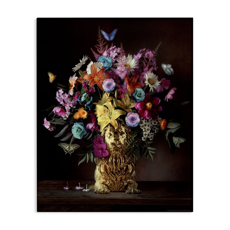 «Bouquet in Dog Vase», art mural sur toile par Reinders, H 48 po x l 36 po