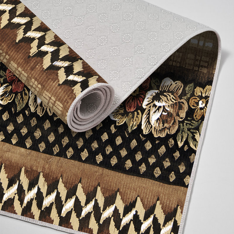 Tapis brun en polyamide tissé à la machine, Rectangle 2 pi 7 po x 4 pi 11 po