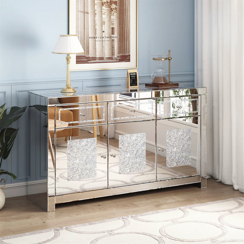 Buffet en miroir exquis avec de multiples fonctionnalités pour les maisons élégantes