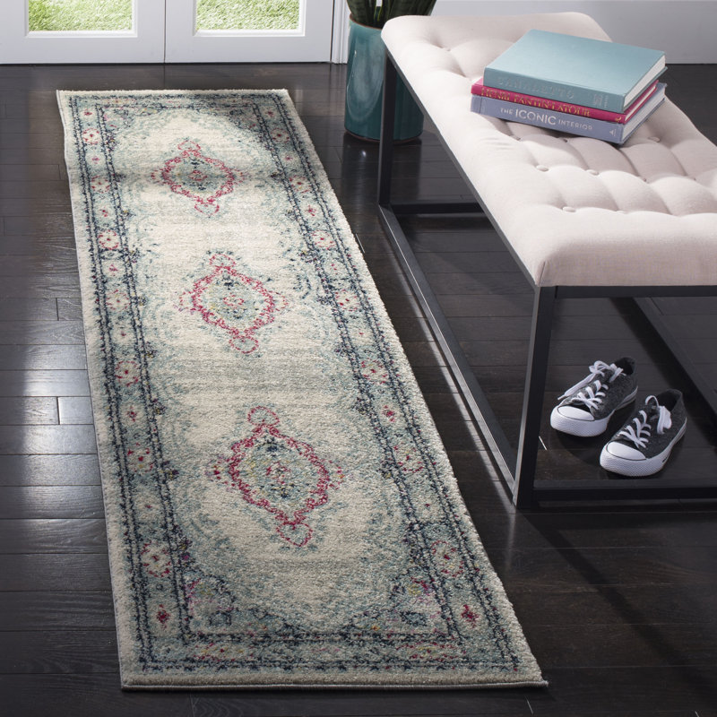 Christa Southwestern Light Gray/Fuchsia Area Rug, Runner 2' x 8'
